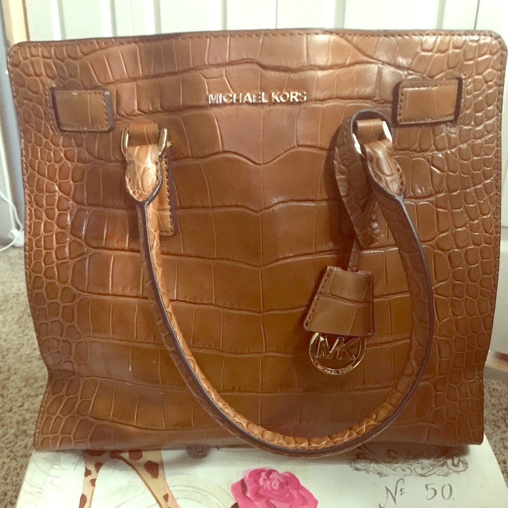 Michael Kors Dillon Croc Embossed-Leather Tote LG